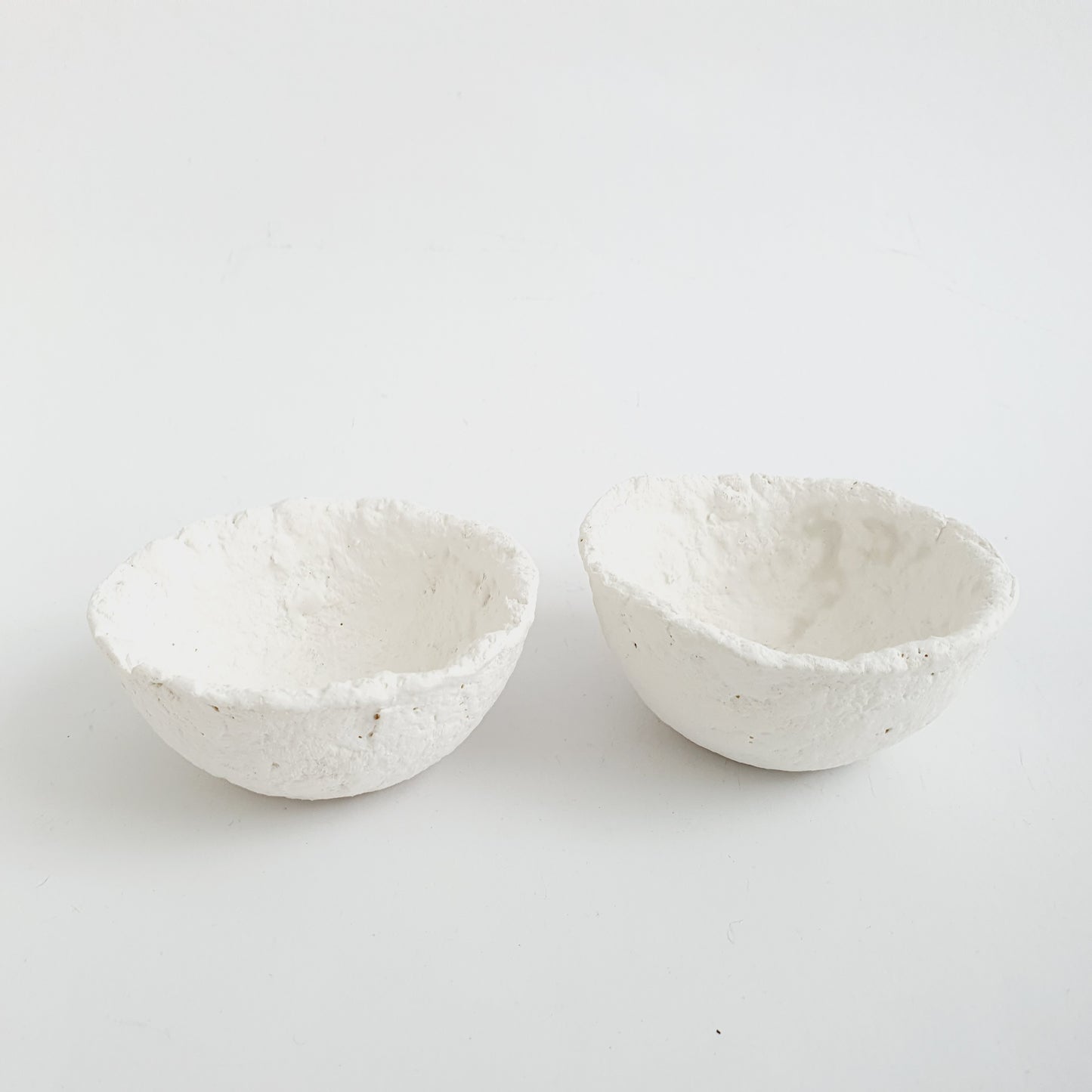 Papiermache schaaltjes set van 2