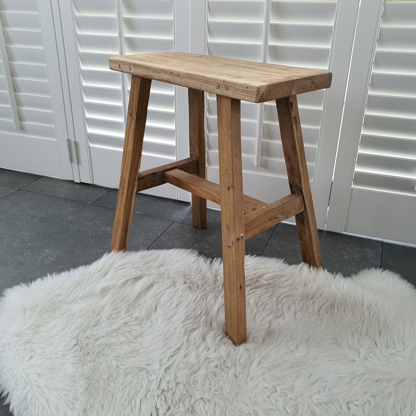 Teak houten kruk