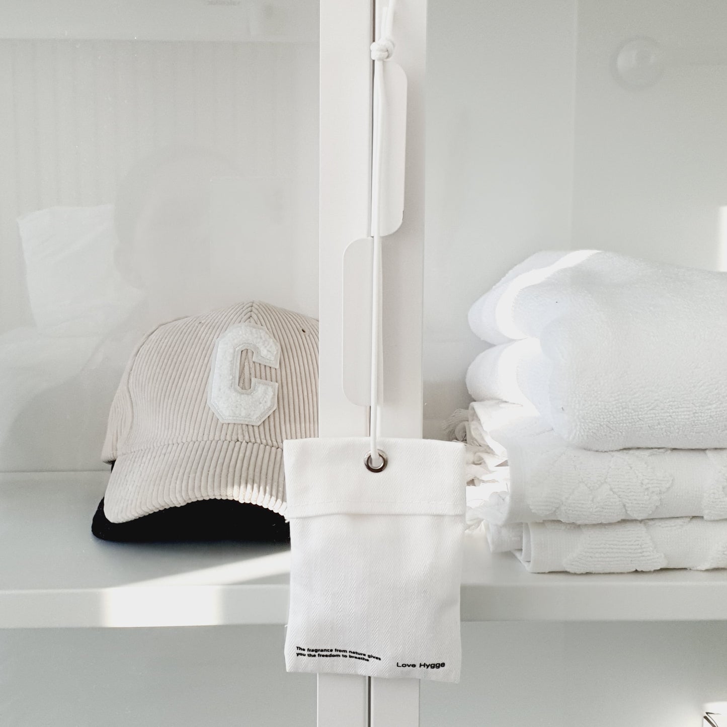 Cotton scented sachet with the text Hygge