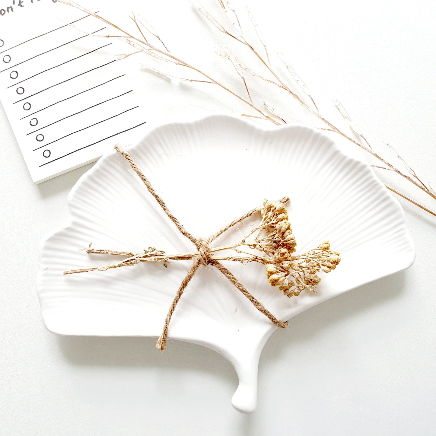 Schale aus Ginko-Blatt