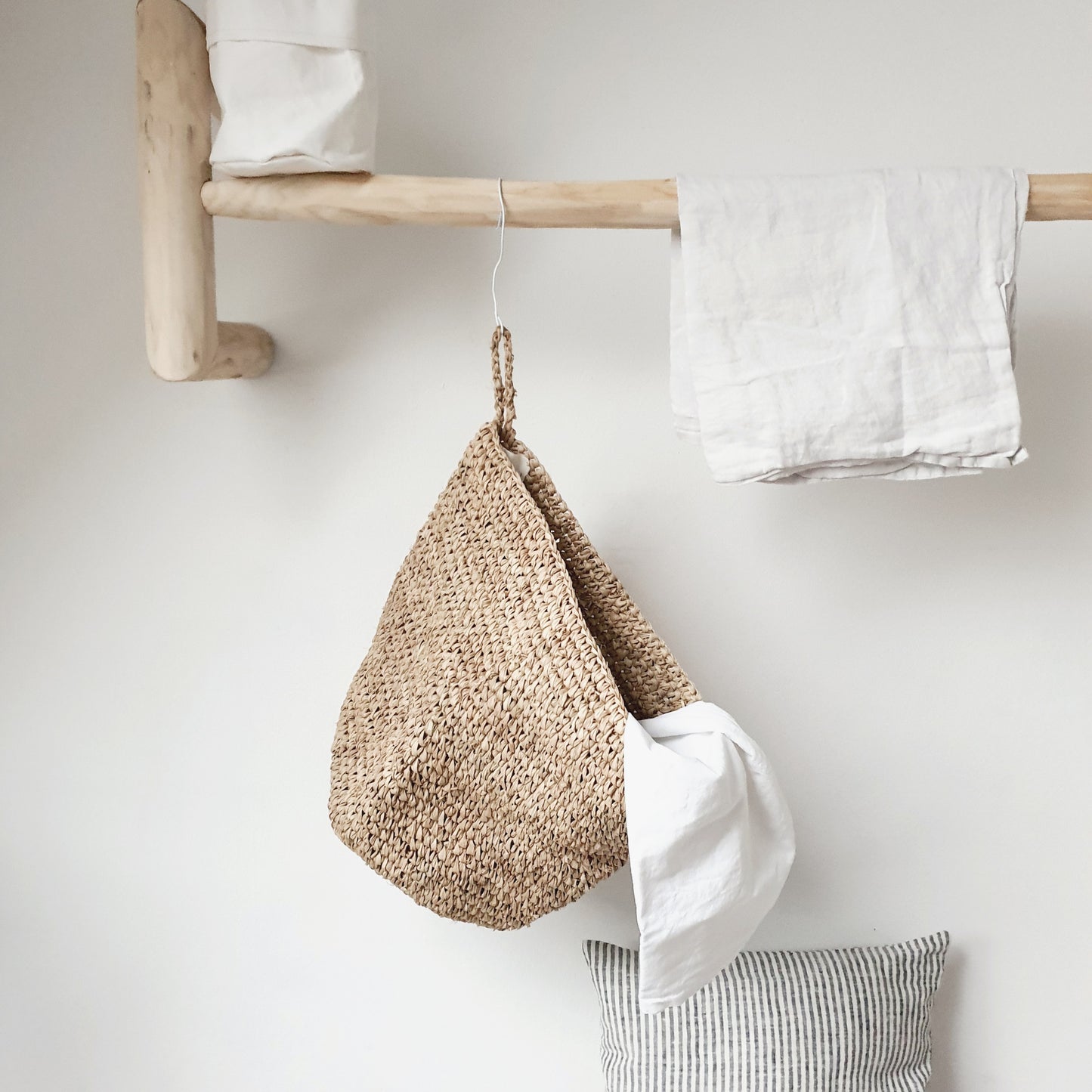 Wandmand UTARA Hangende opbergmand M