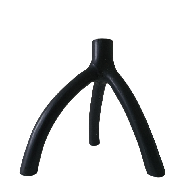 Metal candlestick tripod