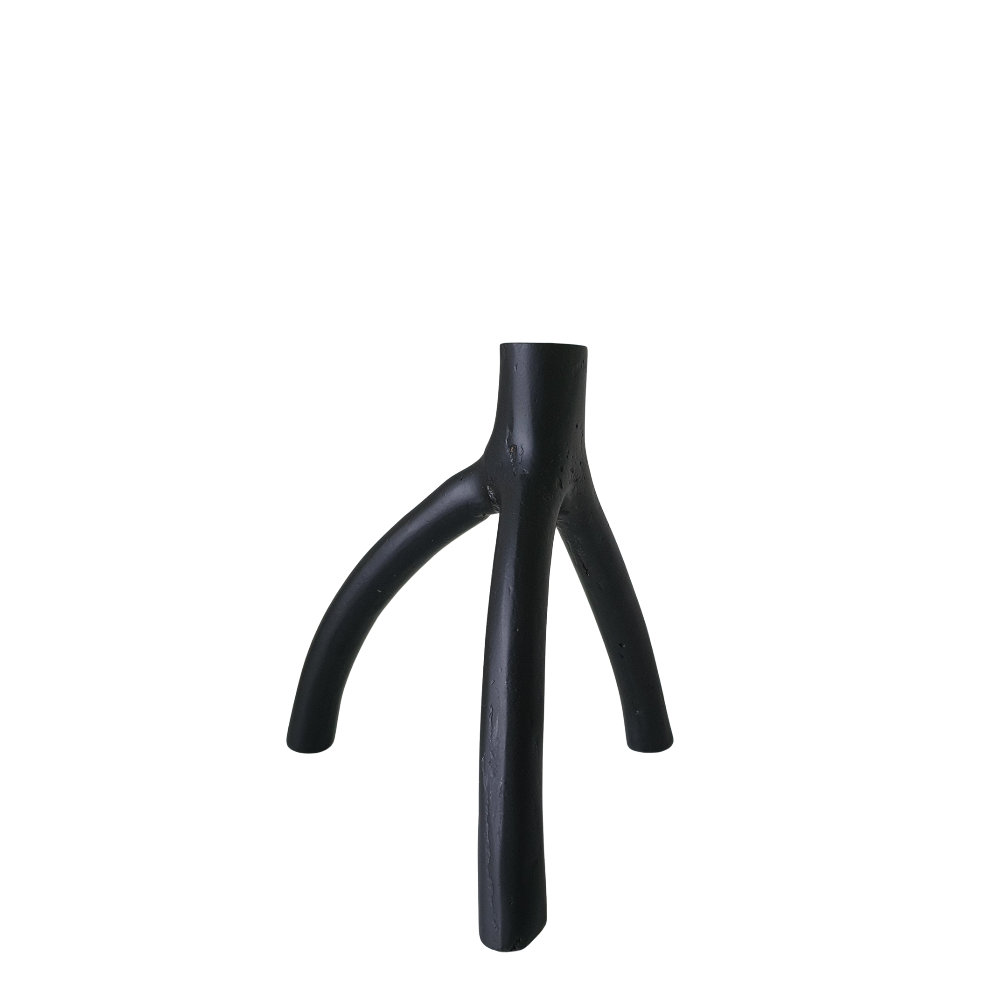 Metal candlestick tripod