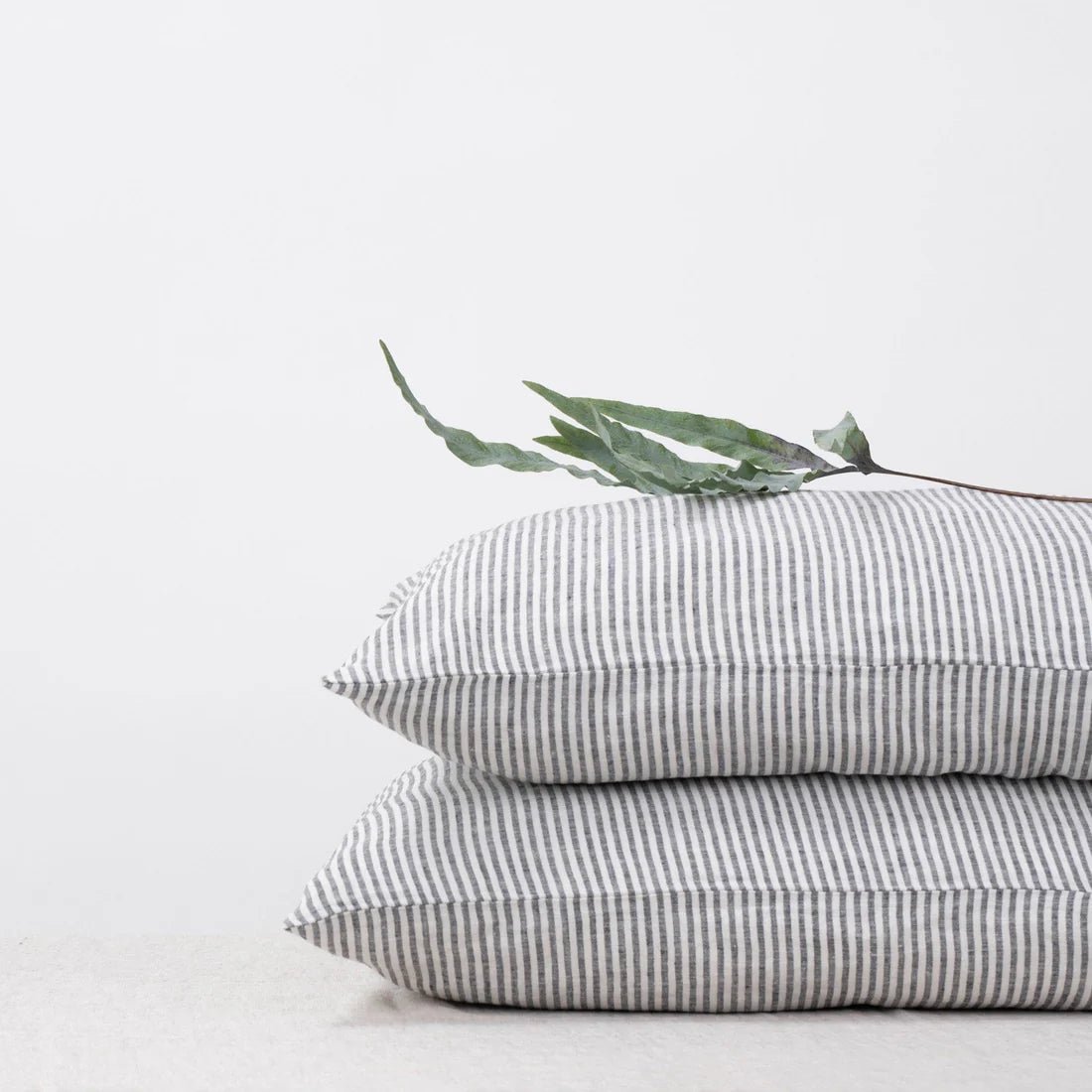 Gebroken streep linnen kussenhoes 40x60 cm