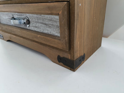 Houten ladekastje