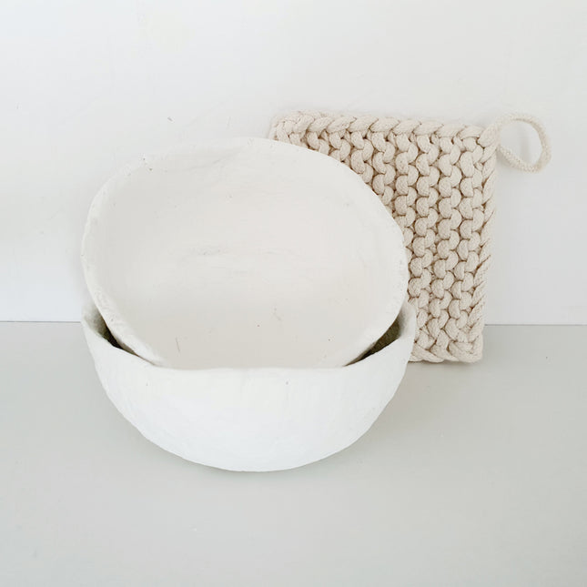 Pappmaché-Schüssel Lot