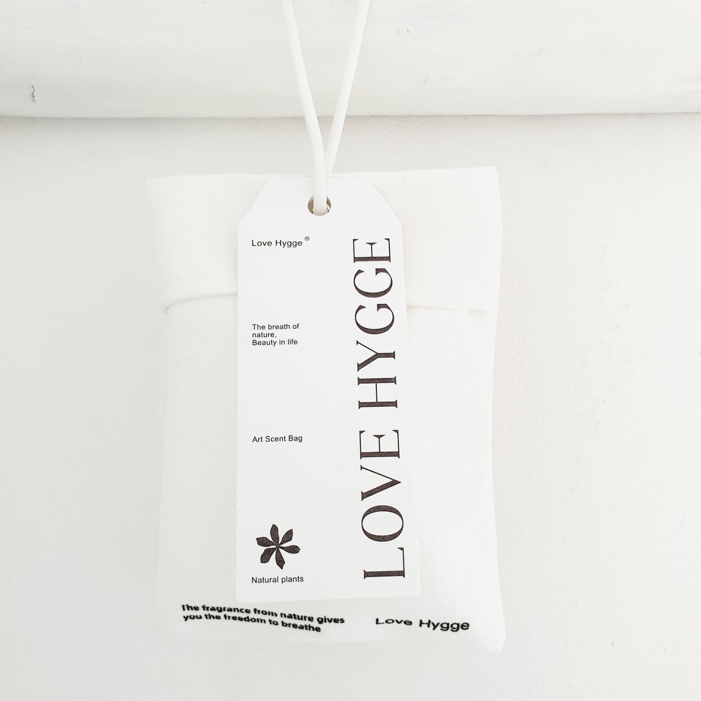 Cotton scented sachet with the text Hygge