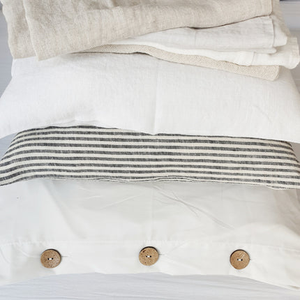 Gebroken wit linnen kussenhoes