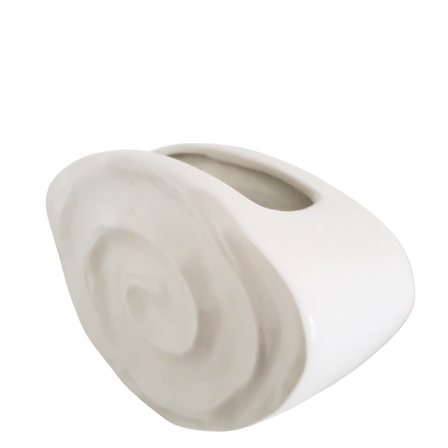 Porseleinen handgevormde schelpvaas