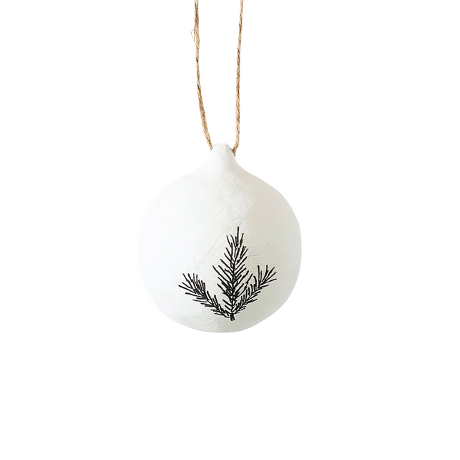 Weihnachtskugel Pappmaché mit Tannenzweig-Illustration S