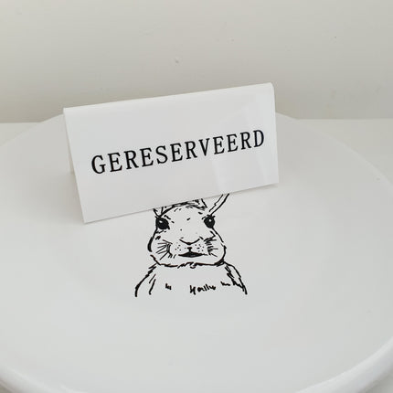 Bordje gereserveerd
