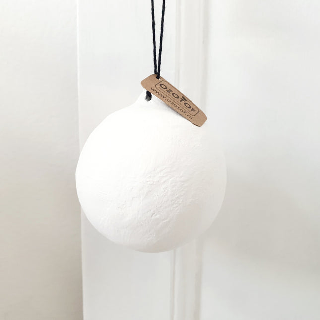Christmas bauble paper-mâché with snowflake illustration M