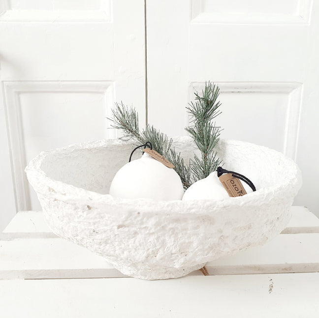 Christmas bauble paper-mâché with snowflake illustration M