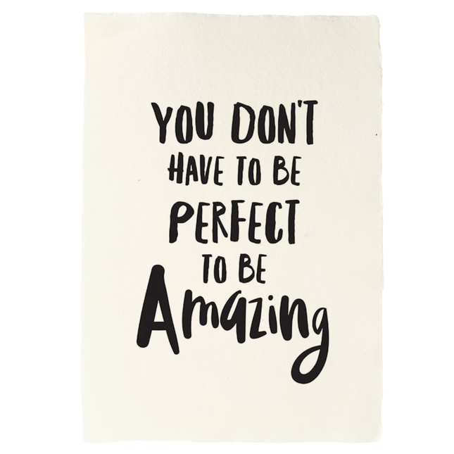 Handgeschept papier tekst "amazing"
