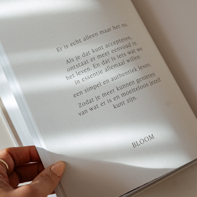 Boek Bloom - leven in jouw natuurlijke flow
