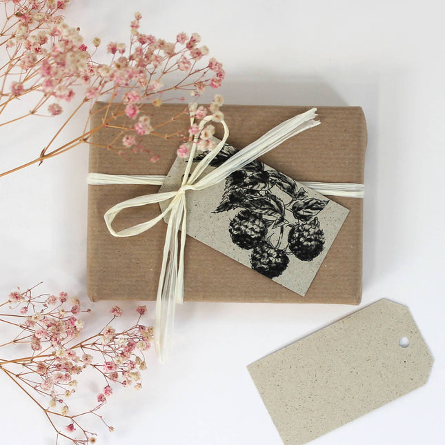 Cadeaulabels van frambozengraspapier