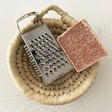 Schale mit Palmblatt