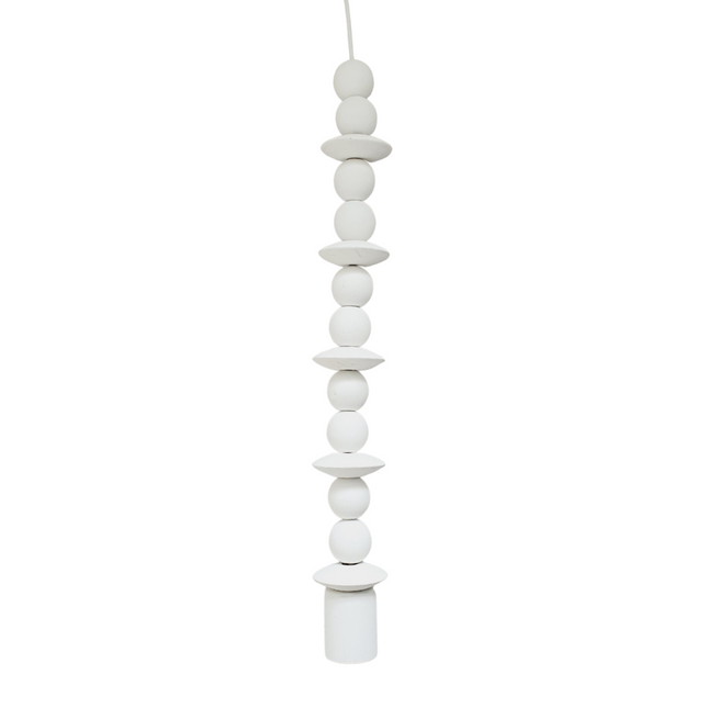 Deckenlampe aus Holzperlen