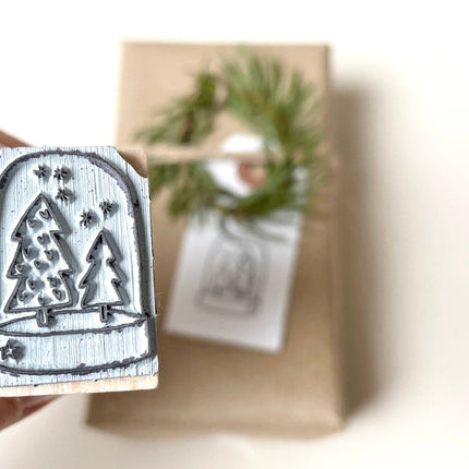 Houten stempel kerst | Stempel met sneeuwbol en kerstbomen