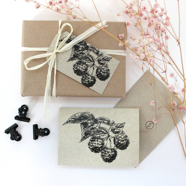 Cadeaulabels van frambozengraspapier