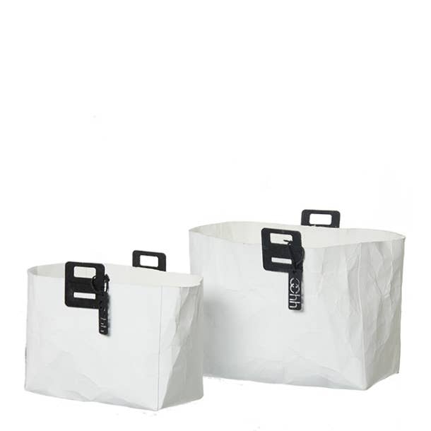 Set van 2 kleine rechthoekige gevouwen manden, wit.